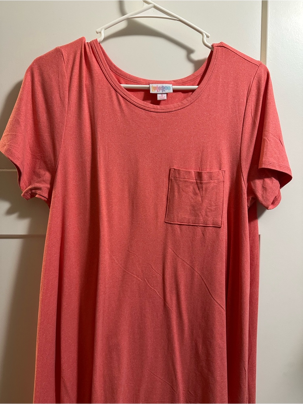 LuLaRoe Coral Short Sleeve Pocket Top